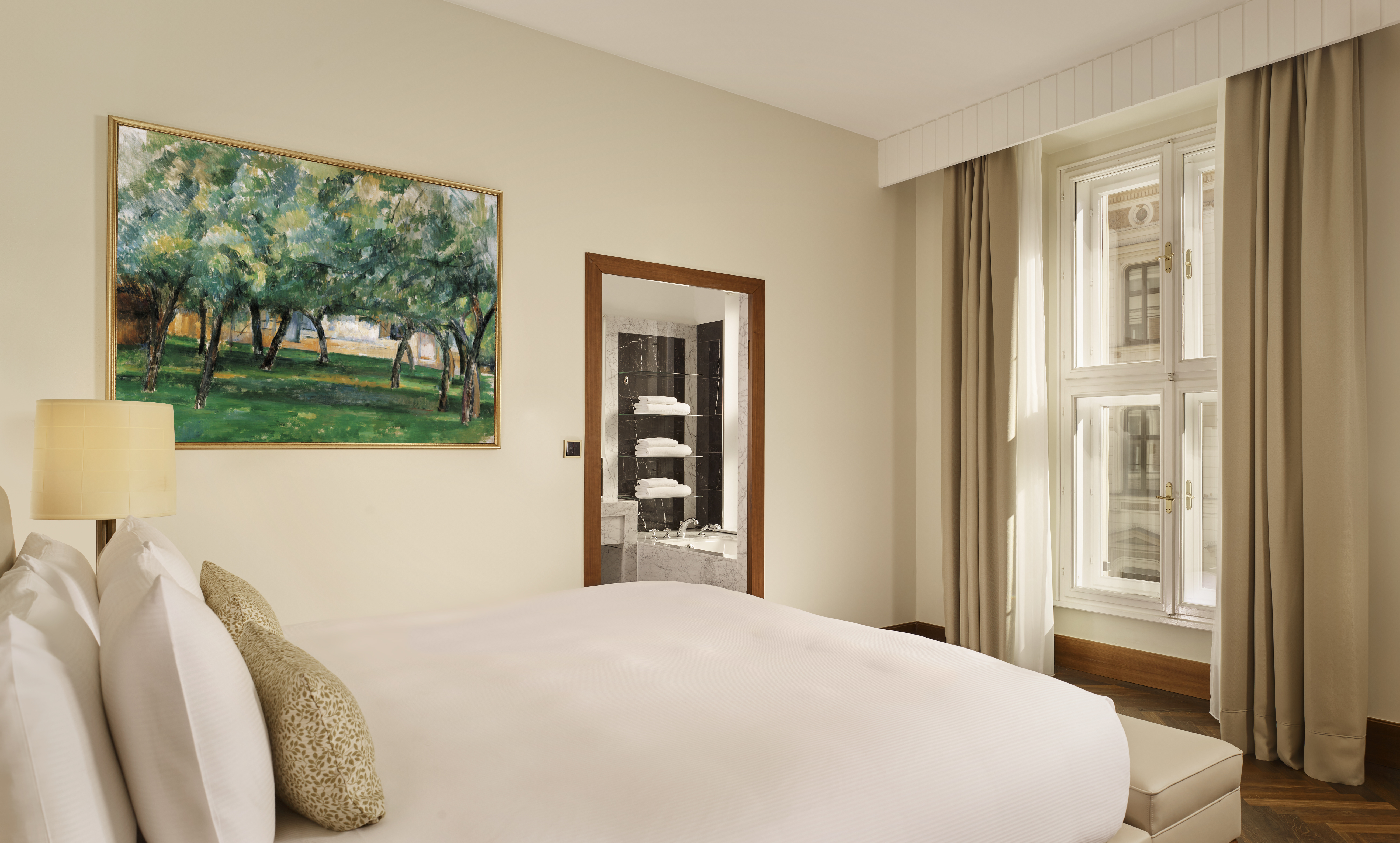 Ritz-Carlton Albertina Suite - Master Bedroom