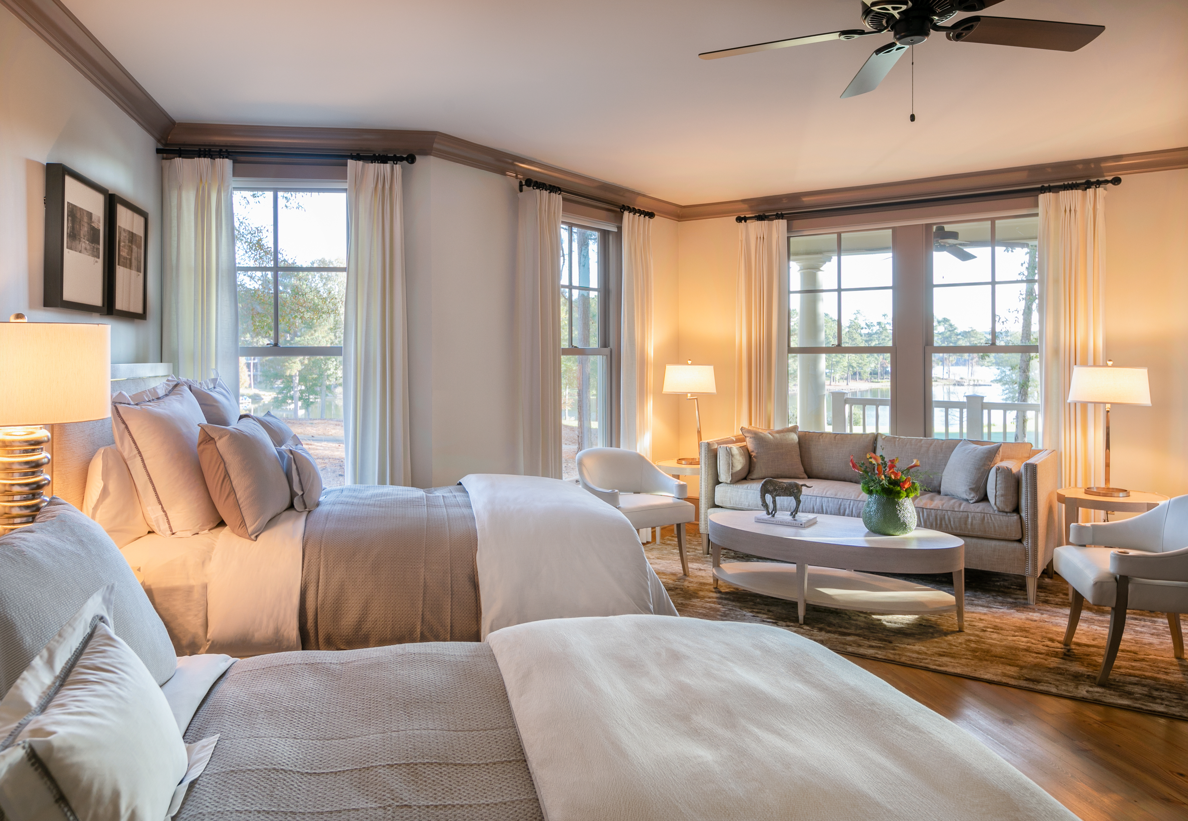 Azalea Cottage - Queen/Queen Bedroom