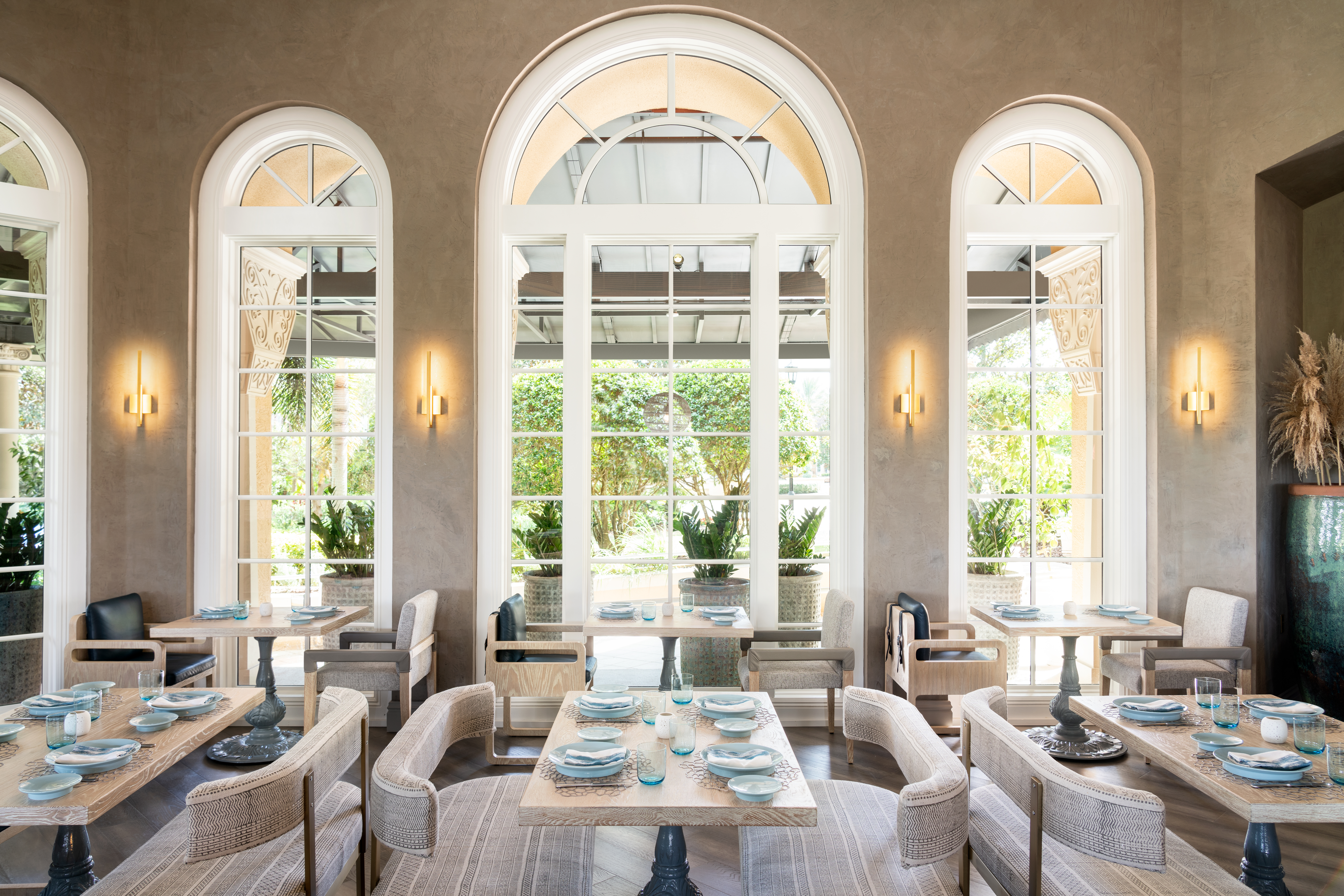 Knife & Spoon - Main Dining Area